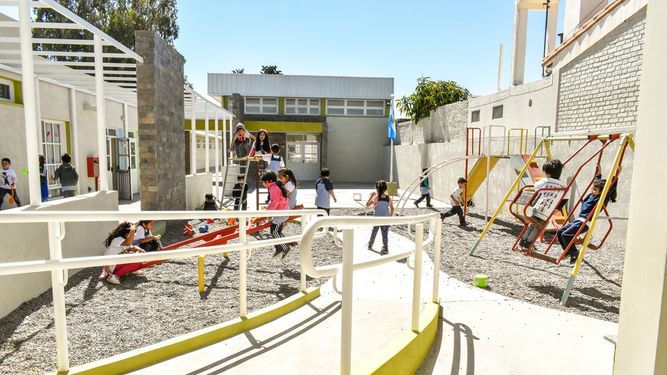 Boom de escuelas hechas a nuevas con fondos provinciales