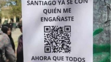 Santiago, ya sé con quién me engañaste: los panfletos que están en todo el centro de San Juan