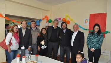 El Cura Villero desayunó con chicos y dio una misa en la cárcel