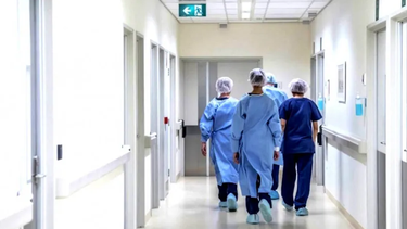 El Gobierno provincial otorgará un bono de $120.000 a residentes de salud