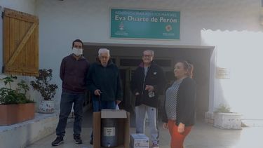 Tres empresas alimenticias sanjuaninas entregaron un pack nutricional a adultos mayores