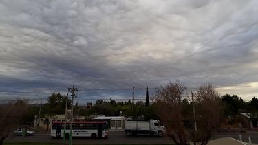 Un lunes caluroso en San Juan, ¿pero con nubes?