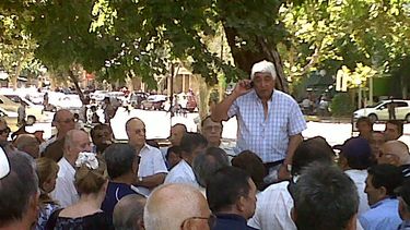 Policías retirados reclamaron por pago de deuda en la Plaza 25