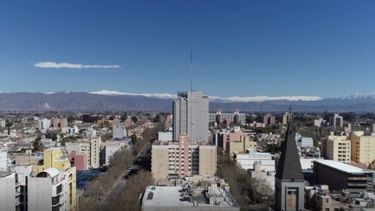 ¡Soñado!: mirá el paisaje nevado de este domingo en San Juan, desde las alturas