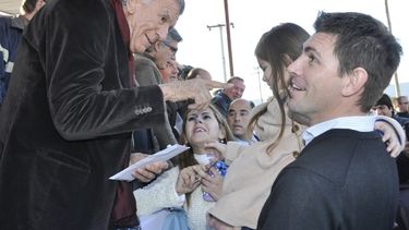 Gioja entregó 100 nuevas viviendas en Santa Lucía