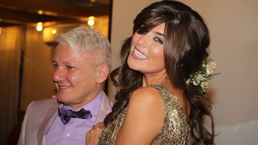 Un avión pegó la vuelta por un problema técnico: viajaba Loly Antoniale