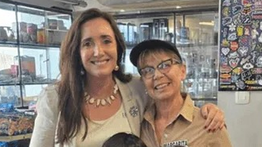 En Media Agua, Villarruel estuvo en una reconocida estación de servicio y una foto lo demuestra