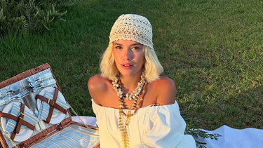 El accesorio retro que salió del olvido, es tendencia entre las famosas y se impone para este verano