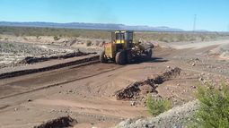 Vialidad Nacional realiza en la Ruta 40 Norte varias veces al año trabajos para mantener la transitabilidad en la zona de Tucunuco.&nbsp;