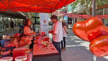 San Juan Enamora: la feria de emprendedores se adelanta al Día de los Enamorados