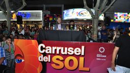 El periodista Daniel Tejada debutó como locutor del Carrusel