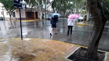 Se renueva el alerta y anuncian tormentas para la noche del domingo