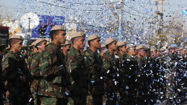 Todo el color de la celebración a la bandera