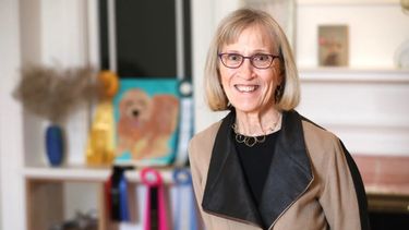 Claudia Goldin obtuvo el Premio Nobel de Economía 2023 por su estudio sobre la mujer en el mercado laboral.