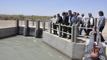 Habilitaron el remodelado Canal Sarmiento que beneficia a más de 600 productores