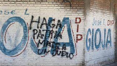 Aparecieron nuevas pintadas nazis en San Juan