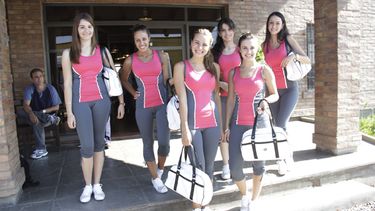 Las 19 candidatas para Reina del Sol comenzaron con los cursos de capacitación