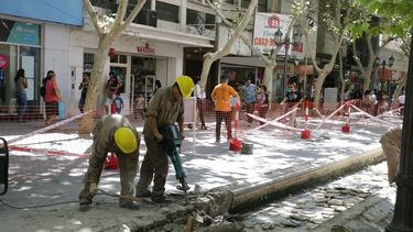 Video y fotos: mirá la metamorfosis de la Peatonal