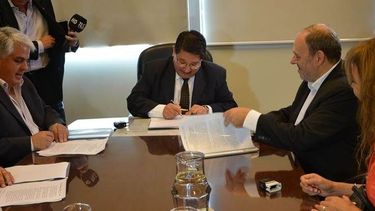 San Juan y Mendoza firmaron un convenio de cooperación en el manejo del agua