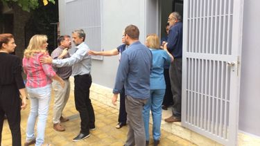 Según Salud Pública, la clínica polémica no tendría que tener estacionamiento para enfermos