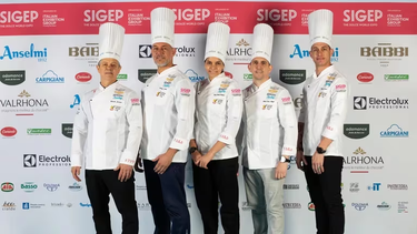 Eduardo Zacaria, Rubén Darré, Corina Cambón, Alberto Alegre y Santiago Nieto, los representantes argentinos