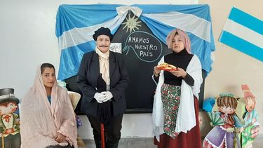 ¡Viva la patria!: la colorida y aislada celebración del 25 de Mayo de los sanjuaninos ¡Viva la patria!: la colorida y aislada celebración del 25 de Mayo de los sanjuaninos
