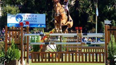 El sanjuanino Turcumán, en el podio del Torneo Sol de Mayo”