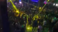 Apareció un video del interior del boliche en el que se produjo el ataque a un joven mientras se desarrollaba la Misa de Omega. Apareció un video del interior del boliche en el que se produjo el ataque a un joven mientras se desarrollaba la Misa de Omega.