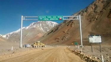 En medio de los conflictos sociales en Chile, habilitaron el paso de Agua Negra