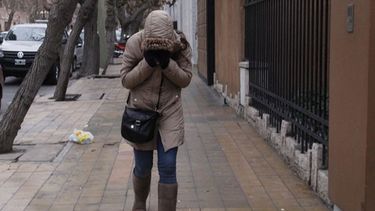 A sacar el abrigo porque se viene el frío