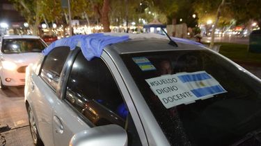 Los docentes autoconvocados paran el lunes y proponen otras medidas de fuerza