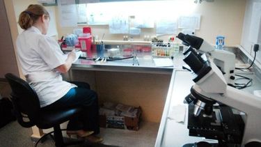 Salud desmiente que la nena caucetera esté intoxicada por tomar agua