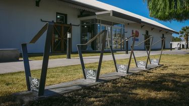 Eje Cívico y saludable: pondrán más de 100 bicicleteros en una zona clave