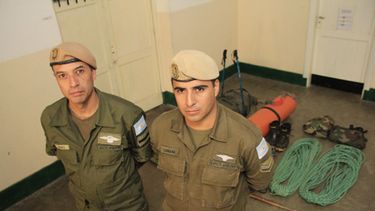 27 hombres, $ 30.000, 4 días y 5.200 mts. para hallar a Colli