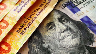 Dólar post elecciones: se estabiliza el oficial y en San Juan el blue se vende a $1.500 Dólar post elecciones: se estabiliza el oficial y en San Juan el blue se vende a $1.500
