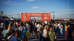 Las autoridades planean mantener prácticamente sin cambios los accesos al predio del Estadio San Juan del Bicentenario y el Velódromo Chancay, para la Fiesta del Sol 2025 en relación a la edición anterior. Las autoridades planean mantener prácticamente sin cambios los accesos al predio del Estadio San Juan del Bicentenario y el Velódromo Chancay, para la Fiesta del Sol 2025 en relación a la edición anterior.