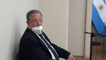 Al médico amigo de Parisí le iniciaron un sumario administrativo en Salud Pública