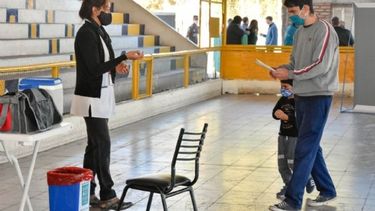 Atención: comienza el operativo de vacunación en los clubes sanjuaninos