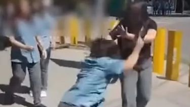 Tras las brutales peleas de alumnas, confirman que en 2022 hubo 1500 casos en San Juan