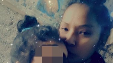 Está embarazada, tiene tres hijas pequeñas y quedó en la calle