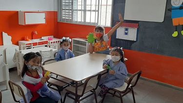 Barbijo: desde este martes no es obligatorio en San Juan, qué pasa en las escuelas