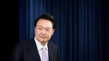 El presidente de Corea del Sur fue detenido por imponer la ley marcial.