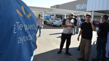 Intiman a Walmart en San Juan a reincorporar empleados despedidos