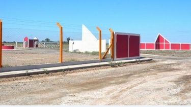 La fábrica de paneles solares se muda a la Ruta 40¿La fábrica de paneles solares se muda?