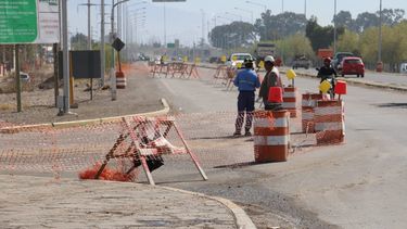 En una esquina peligrosísima, empezaron obras y hay más caos