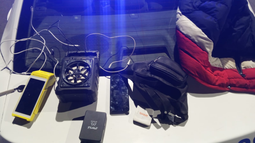 Robó un posnet y un parlante de un mercado, pero lo atraparon a los pocos metros Robó un posnet y un parlante de un mercado, pero lo atraparon a los pocos metros