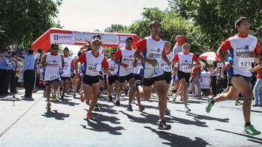 Multitudinaria participación en la Aventura Urbana en Capital