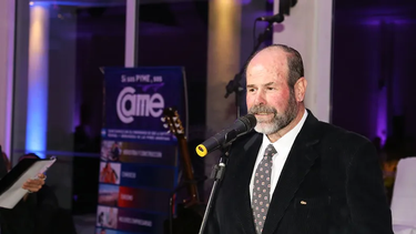 Eduardo Garcés relativizó sus dichos sobre la directora de Hidráulica y pidió disculpas