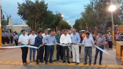 Con pavimentos e iluminación, Santa Lucía celebró sus 147 años