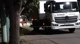 Confirman la causa de muerte del motociclista que chocó contra un camión de residuos en Rivadavia Confirman la causa de muerte del motociclista que chocó contra un camión de residuos en Rivadavia